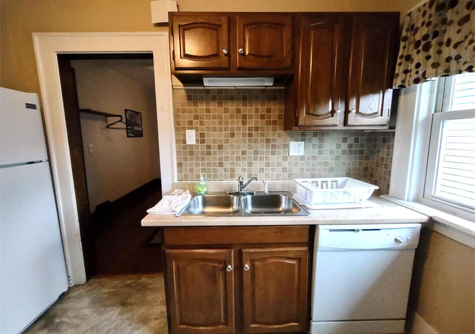 Spacious Frontier Park Apartment Erie Εξωτερικό φωτογραφία