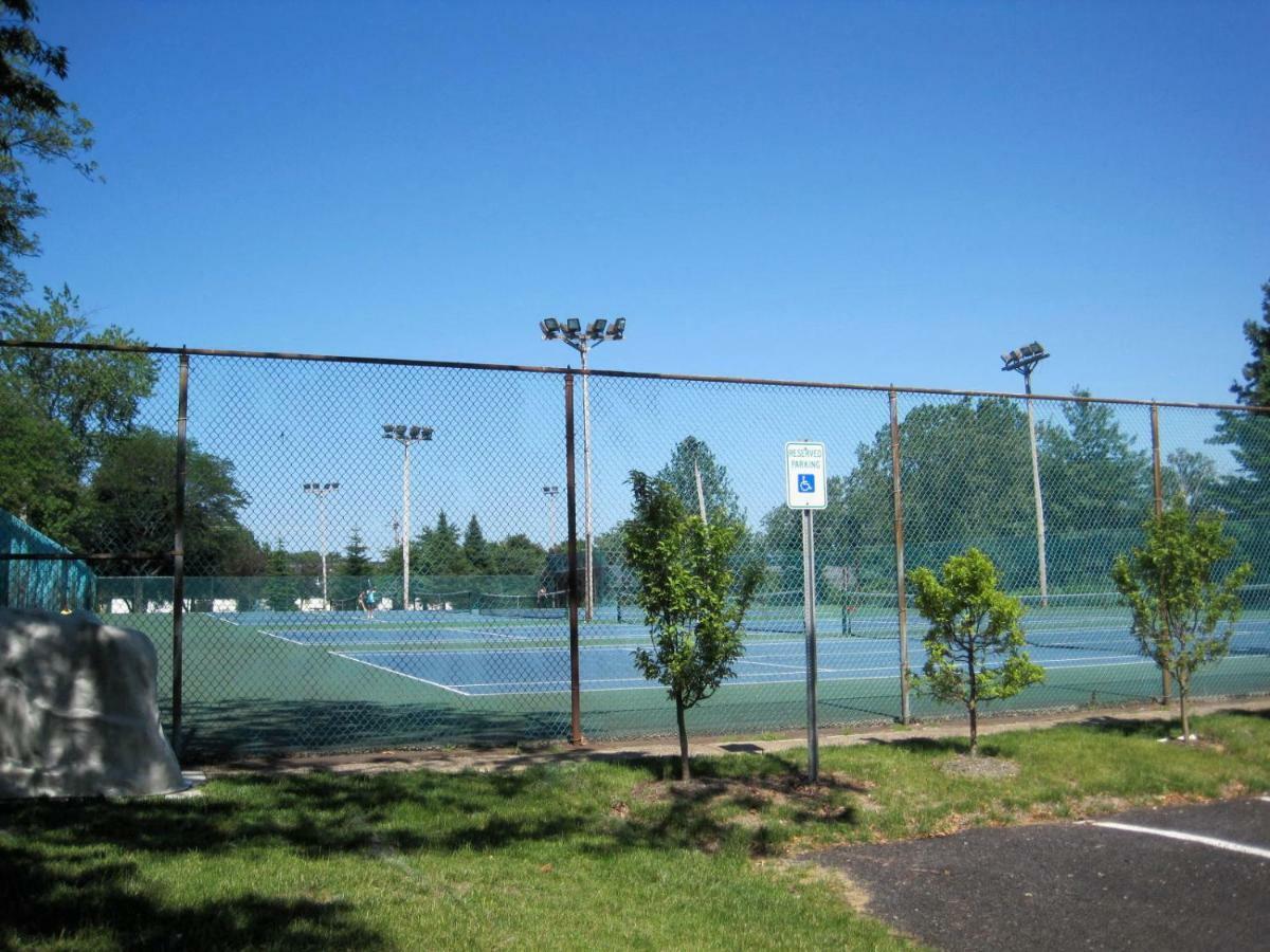 Spacious Frontier Park Apartment Erie Εξωτερικό φωτογραφία